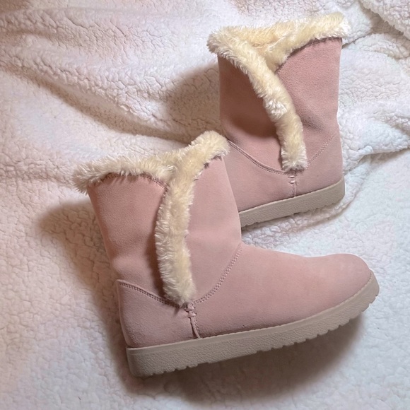 Target Shoes - Pre-Owned Suede & Faux Fur Boots